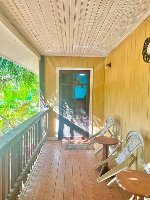 Island Style Home, Low Key Rental Roatan Bagian luar foto